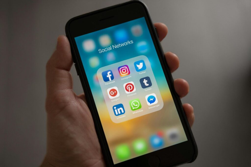 gotowe posty na instagramie, pomysły na relacje 
na ig, tworzenie relacji instagram, pomysły na tiktoka, pomysły na tiktoki, fajne pomysły 
na tiktoki, gotowe posty, faceless marketing co to jest, faceless marketing jak używać,